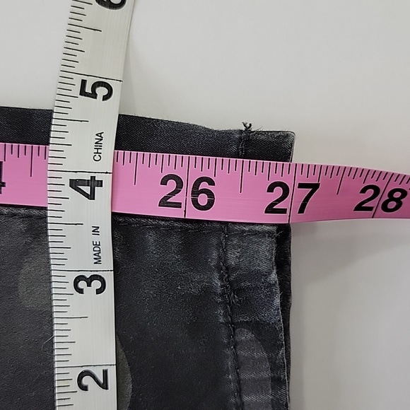 Mossimo Denim Gray Camo High Rise Jegging SZ 2 - Picture 15 of 15